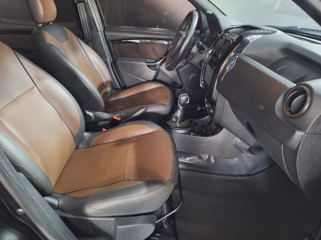 WhatsApp Image 2025-12-04 at 11.01.28 (7)