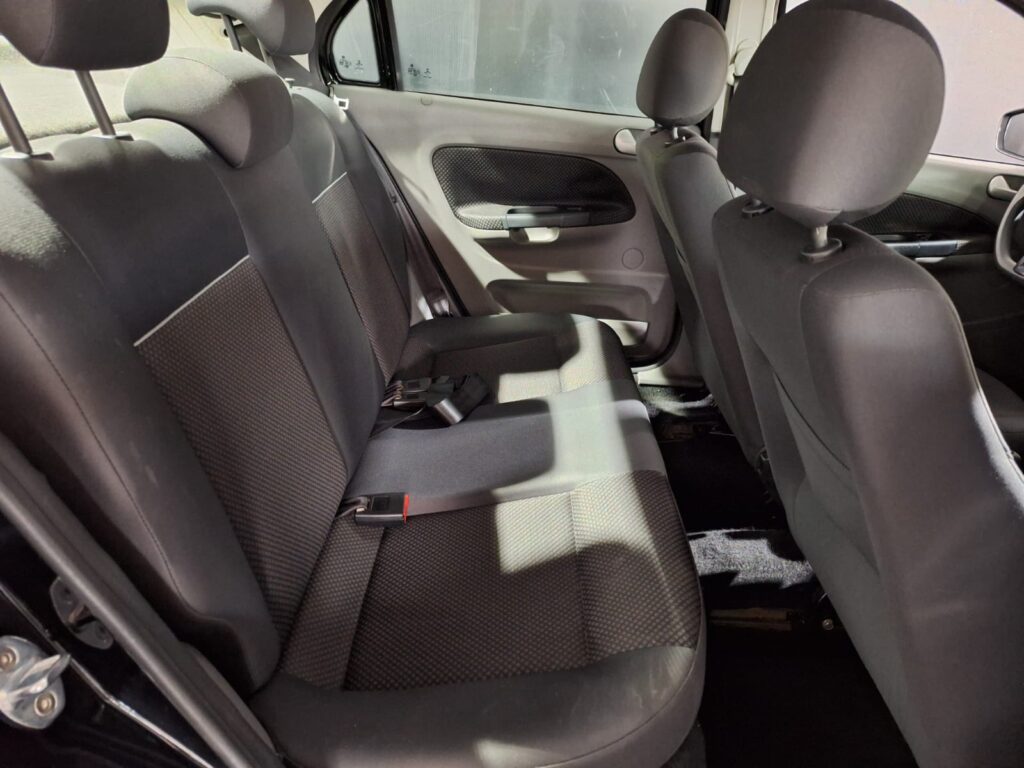 WhatsApp Image 2025-12-04 at 14.25.45 (5)