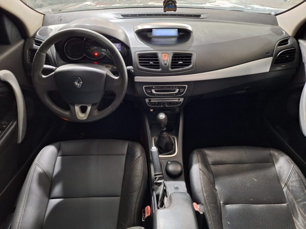 WhatsApp Image 2025-12-12 at 16.17.50 (1)